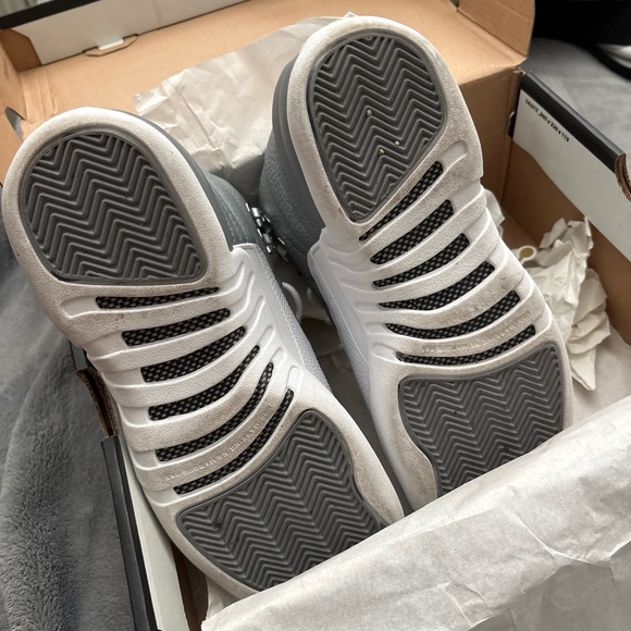 Grey and white jordan 12. - Picture 2 of 3